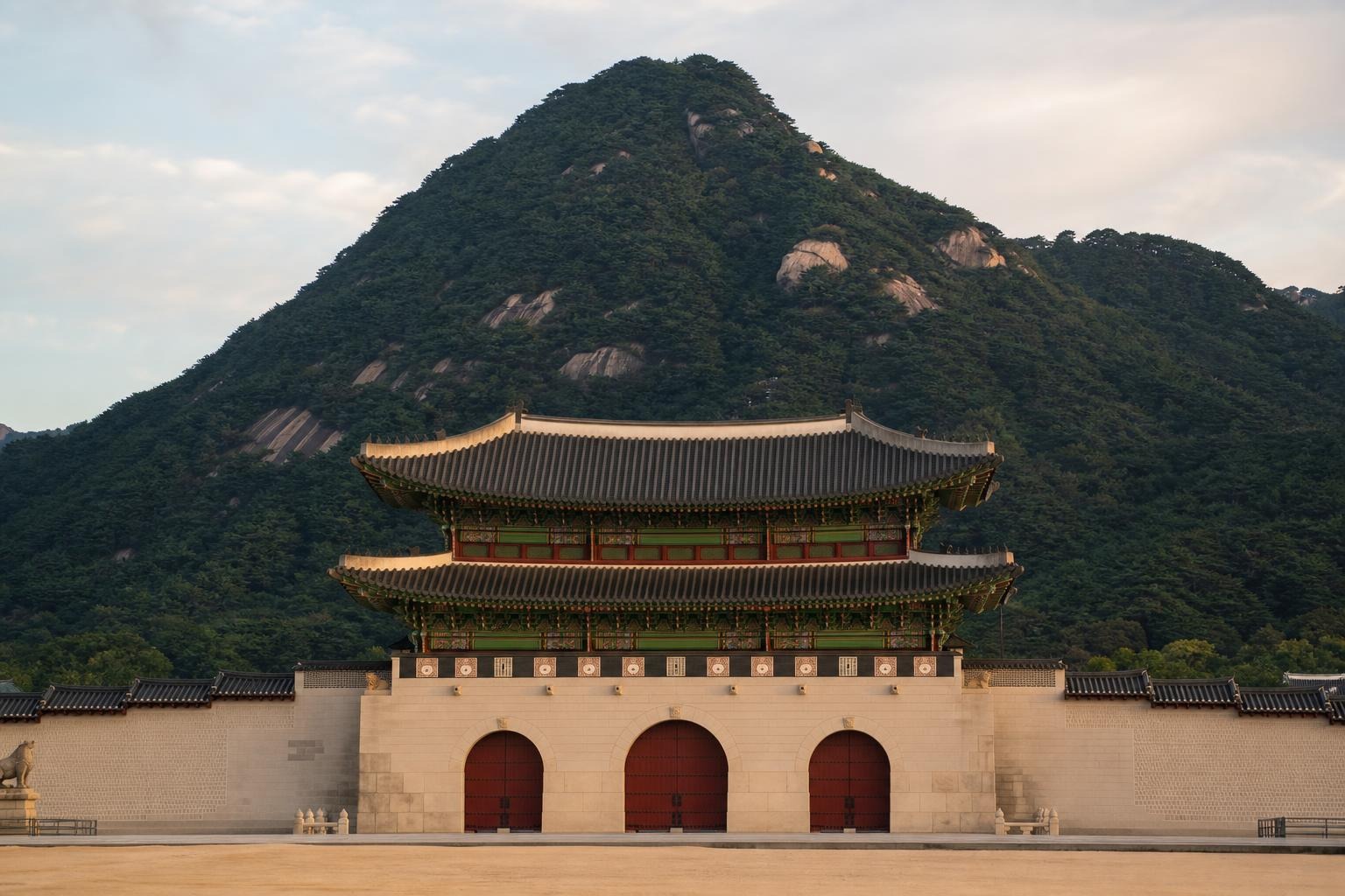 신무문